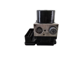 Bloc ABS (freins anti-blocage) MERCEDES CLASSE C 204 Photo n°2