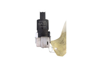 Pompe lave glace avant PEUGEOT 3008 1 Photo n°2