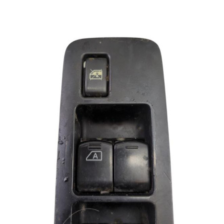 Interrupteur de leve vitre avant gauche NISSAN QASHQAI 1
