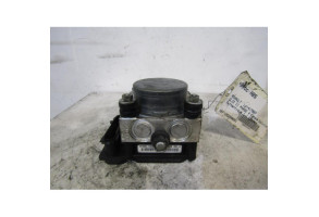 Bloc ABS (freins anti-blocage) RENAULT CLIO 2 CAMPUS Photo n°2