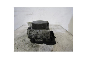 Bloc ABS (freins anti-blocage) RENAULT CLIO 2 CAMPUS Photo n°4