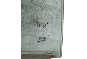 Vitre arriere gauche MERCEDES CLASSE B 246 Photo n°1