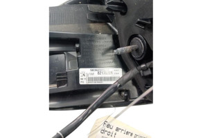 Feu arriere principal droit (feux) PEUGEOT 5008 2 Photo n°1