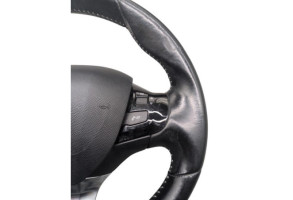 Volant PEUGEOT 308 2 SW Photo n°9