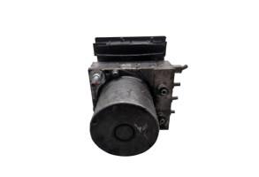 Bloc ABS (freins anti-blocage) TOYOTA AURIS 1 Photo n°4