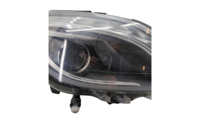 Optique avant principal droit (feux)(phare) MERCEDES CLASSE B 246 Photo n°8