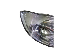 Optique avant principal droit (feux)(phare) PEUGEOT 107 Photo n°11