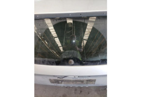 Malle/Hayon arriere VOLKSWAGEN T-CROSS Photo n°2