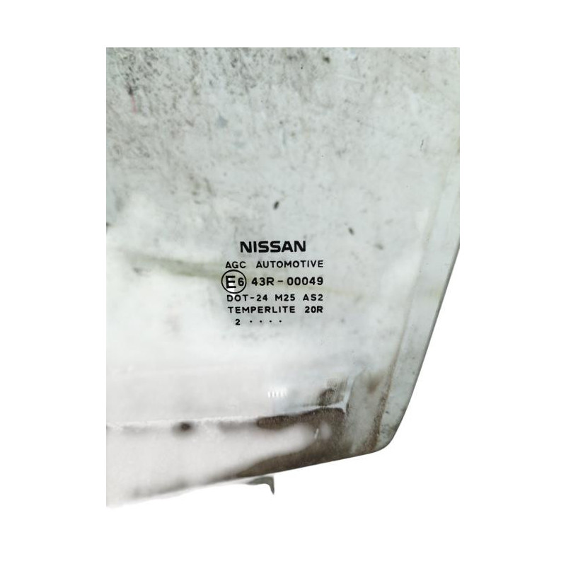 Vitre avant gauche NISSAN QASHQAI 1 Photo n°1