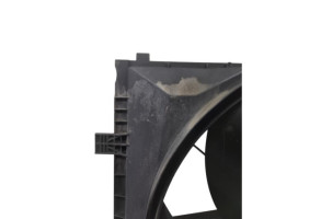Moto ventilateur radiateur MERCEDES CLASSE C 203 Photo n°2