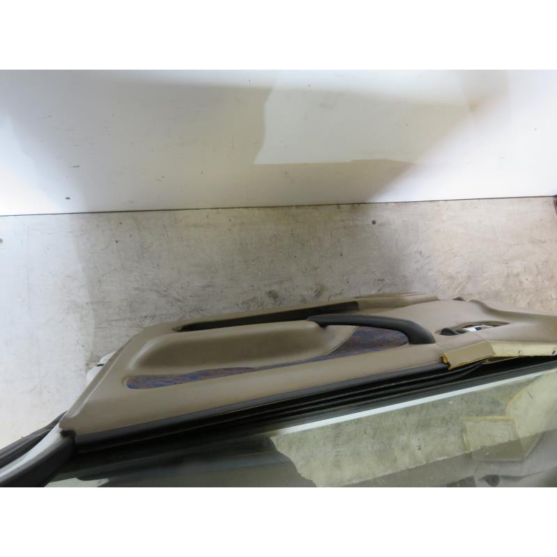 Porte avant droit NISSAN TERRANO 2 Photo n°1