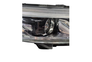 Optique avant principal droit (feux)(phare) RENAULT TALISMAN Photo n°1