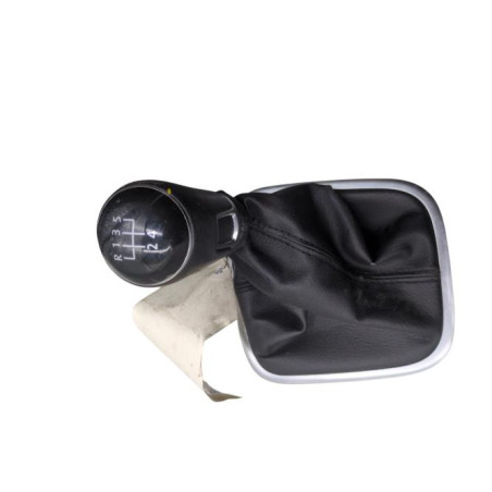 Pommeau de vitesses VOLKSWAGEN POLO 5