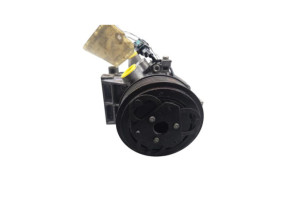 Compresseur clim NISSAN MICRA 4 Photo n°3