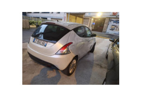 Malle/Hayon arriere LANCIA YPSILON 5 Photo n°11