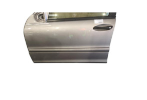 Porte avant gauche MERCEDES CLASSE C 203 Photo n°2