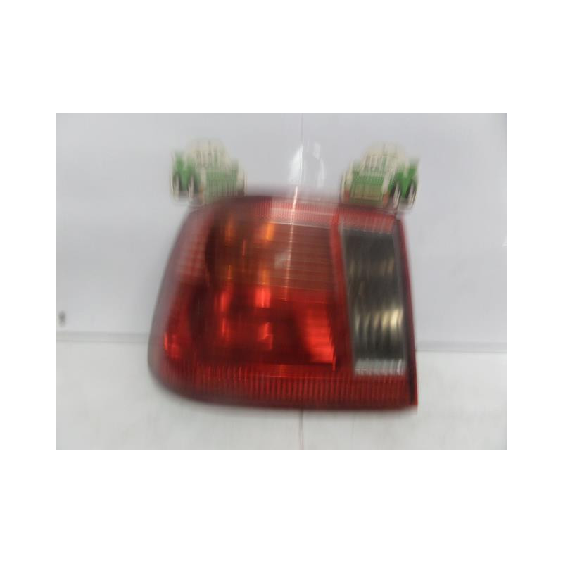 Feu arriere principal gauche (feux) SEAT IBIZA 2 Photo n°1