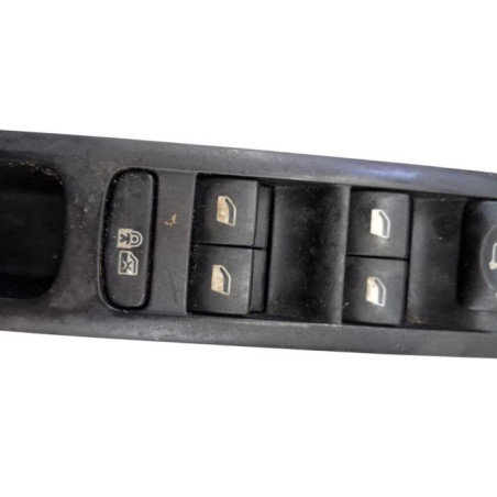 Interrupteur de leve vitre avant gauche PEUGEOT 5008 1