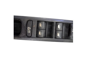 Interrupteur de leve vitre avant gauche PEUGEOT 5008 1 Photo n°1