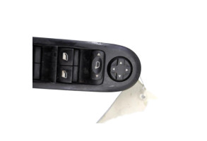 Interrupteur de leve vitre avant gauche PEUGEOT 5008 1 Photo n°2