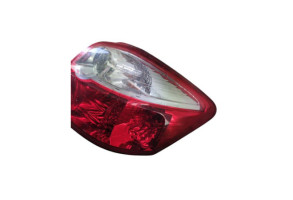 Feu arriere principal droit (feux) TOYOTA AURIS 1 Photo n°2