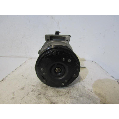 Compresseur clim RENAULT VEL SATIS