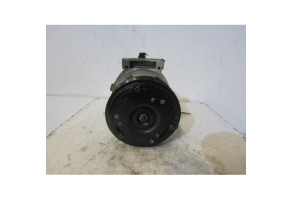 Compresseur clim RENAULT VEL SATIS Photo n°1