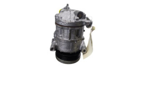 Compresseur clim FIAT PUNTO 3 Photo n°6