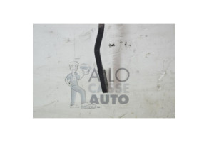 Bras essuie glace avant gauche VOLKSWAGEN POLO 3 Photo n°2