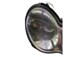 Optique avant principal droit (feux)(phare) MERCEDES CLASSE C 203 Photo n°3