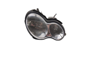 Optique avant principal droit (feux)(phare) MERCEDES CLASSE C 203 Photo n°7