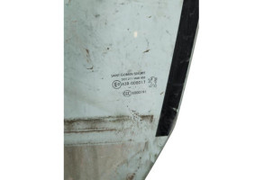 Vitre avant gauche PEUGEOT 207 Photo n°4