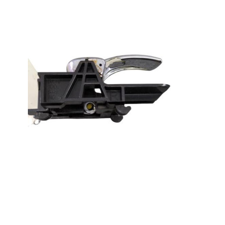 Poignee interieur avant droit NISSAN QASHQAI 1