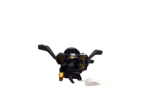 Com (Bloc Contacteur Tournant+Commodo Essuie Glace+Commodo Phare) VOLKSWAGEN PASSAT 5 Photo n°2