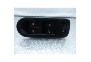 Interrupteur de leve vitre avant gauche RENAULT CLIO 3 Photo n°1