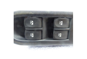 Interrupteur de leve vitre avant gauche RENAULT CLIO 3 Photo n°2