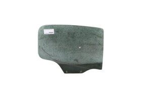Vitre arriere droit PEUGEOT 207 Photo n°8