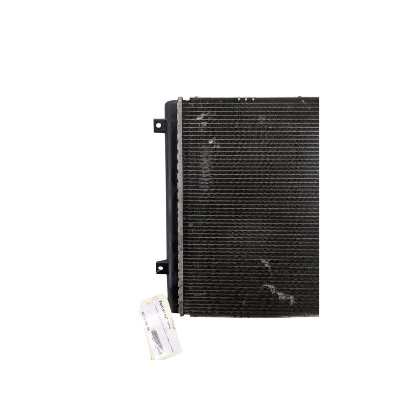 Radiateur eau VOLKSWAGEN PASSAT 5 Photo n°1