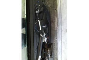 Porte avant droit VOLKSWAGEN TOUAREG 1 Photo n°8