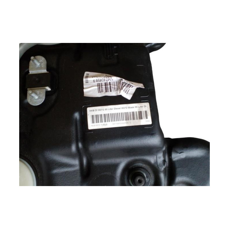 Reservoir essence MERCEDES CLASSE E 212 Photo n°1