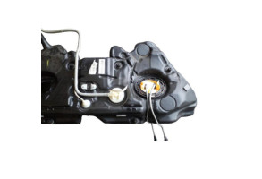 Reservoir essence MERCEDES CLASSE E 212 Photo n°2