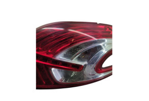 Feu arriere principal droit (feux) PEUGEOT 208 1 Photo n°7