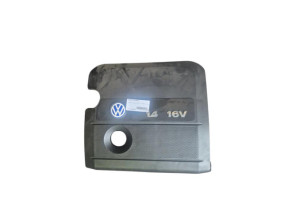 Cache moteur  VOLKSWAGEN POLO 4 Photo n°2