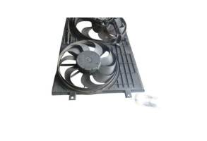 Moto ventilateur radiateur VOLKSWAGEN POLO 4 Photo n°2