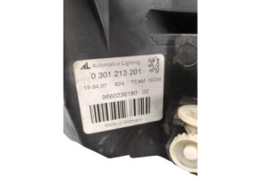 Optique avant principal gauche (feux)(phare) PEUGEOT 407 Photo n°9