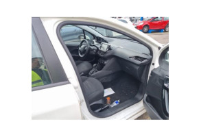 Volant PEUGEOT 208 1 Photo n°10
