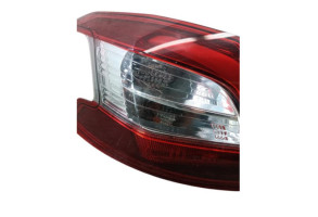 Feu arriere principal gauche (feux) PEUGEOT 308 2 Photo n°3