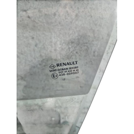Vitre avant gauche RENAULT CLIO 4