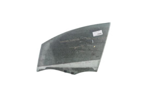 Vitre avant gauche RENAULT CLIO 4 Photo n°2