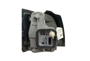 Feu arriere principal droit (feux) VOLKSWAGEN POLO 5 Photo n°4